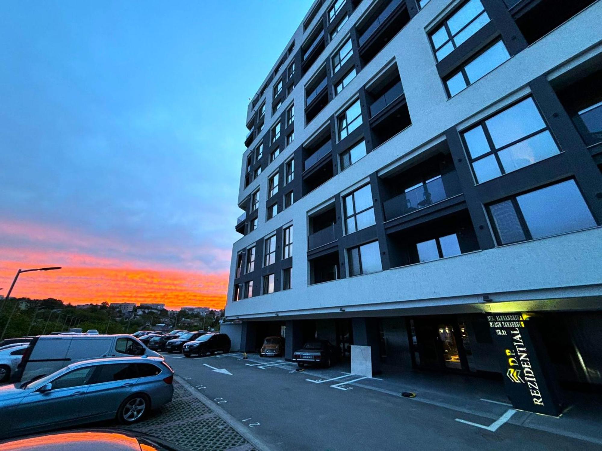 Appartement Sky View - Free Parking à Iasi Extérieur photo