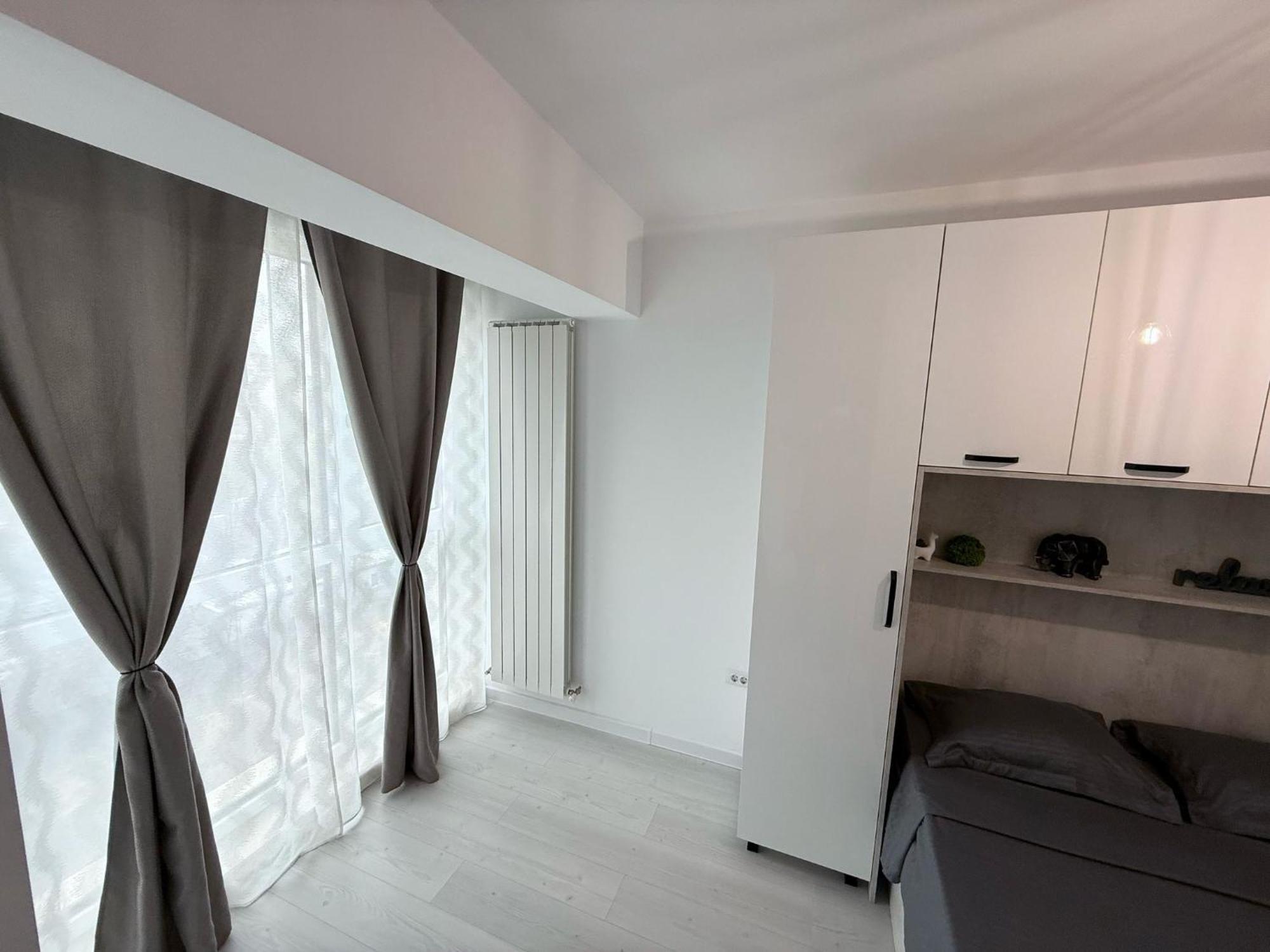 Appartement Sky View - Free Parking à Iasi Extérieur photo